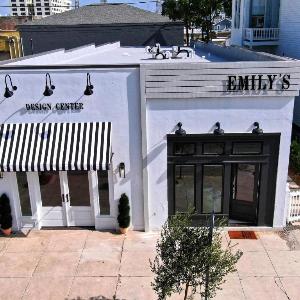 Banana Bay Boutique Retreat Near Cruise Port One Mile to Beach with Free Bikes