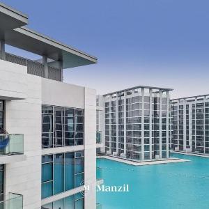 Stylish 1 BR at district one w/ Burj Khalifa View