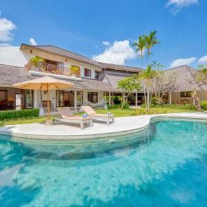 Villa Manhattan - Luxurious 4 BDR Villa huge pool
