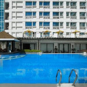 Quest Hotel & Conference Center - Cebu