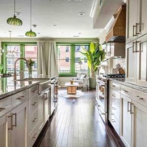 Urban Oasis w/Sunroom-Downtown Columbia