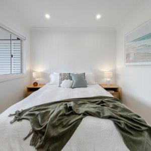Shoal Bay Beach House Three