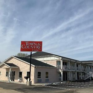 Days Inn by Wyndham Troy IL