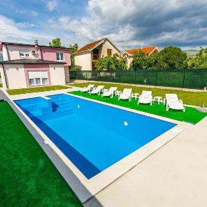 Villa Deluxe Buna