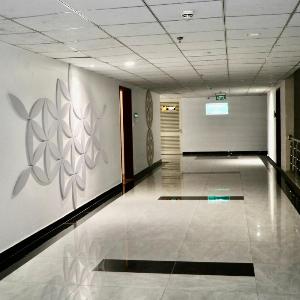 Gold Crest Luxurious Apartment in Lahore