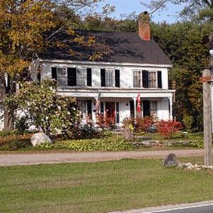 Stone Hearth Inn & Tavern