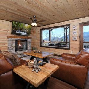 Heaven's Hill - Mountain Views & Hot Tub
