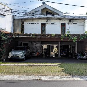PULOSARI LIVING