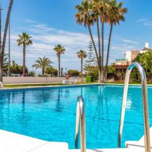 3 Bedroom Awesome Apartment In Benajarafe