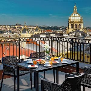 DownTown Suites Rubesova