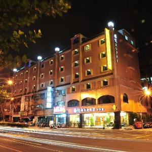 Young Soarlan Hotel - Tainan