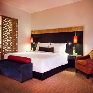 Deluxe Room Near Ibn Battuta Mall.