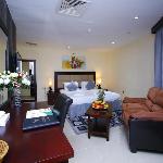 Deluxe Room Near Salah Al Din Metro Dubai