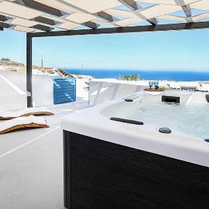 Aristofanis Sunrise Suite