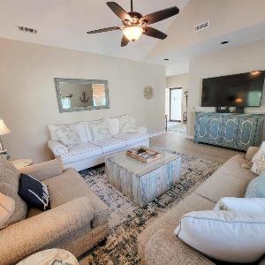 3H Canterbury Court villa
