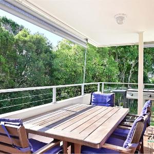 Yaringa Apartment 1 - Moments from Noosa Main Beach