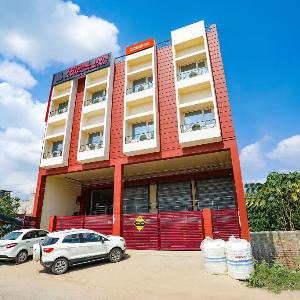 FabHotel Trijal Inn