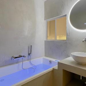 Loveroom Muse old town jacuzzi Annecy vieille ville