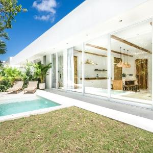Sleek 2BR Villa 4min to Bingin's Beachfront