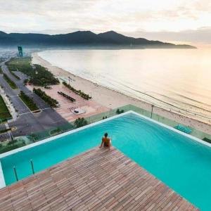 Alacarte Luxury Ocean View Condotel