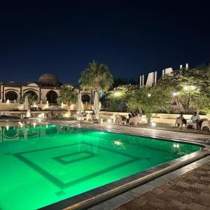 Elphardous Oasis Hotel