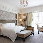 Luxury Deluxe Room On Sheikh Zayed Road. Dubai