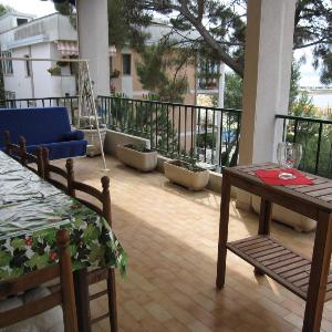 Seaview flat with unforgettable terrace