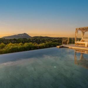 Villa Philia by Abahana Villas