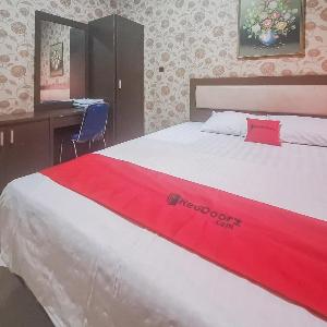 Hotel Arwana Safari puncak RedPartner