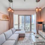 StoneTree - Furnished 1BR near Marina Walk Dubai