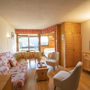 Studio pour 4 pers avec balcon exposé sud parking couvert WIFI proche télésiège et navettes - FR-1-676-16