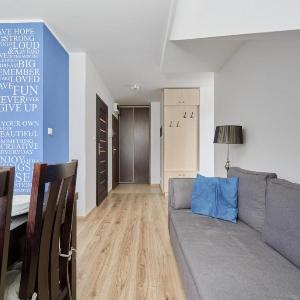Comfortable & Cozy Studio with Balcony - Klimasa by Noclegi Renters