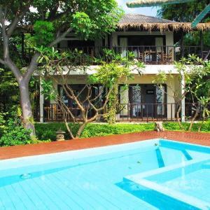 Tamarina Resort