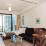 StoneTree - Family-friendly Studio in Peaceful Community Dubai 