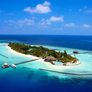 Komandoo Island Resort & Spa
