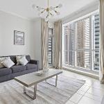 StoneTree - Bright & Modish 1BR Apartment Dubai 