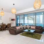 StoneTree - Spacious 2BR in Great Location Dubai