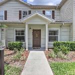 Disney Getaway 3BR Lucaya Gated Resort Pool Gym Orlando