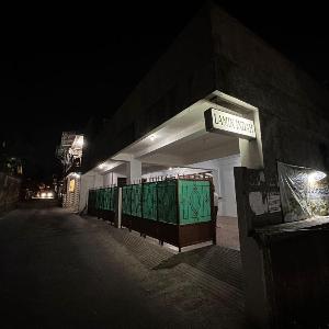 OYO 93128 Hotel Lamin 2