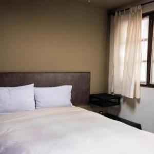 BB&B Hostel