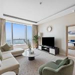 StoneTree - Spacious 1 BR with Stunning Sea View in Palm Jumeirah 