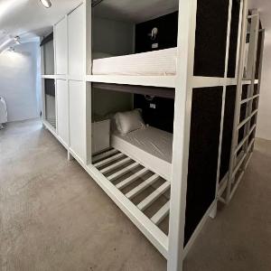 Hostel 16 Oia