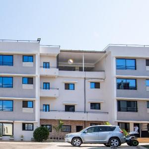 Milestone City Business Apartment - Secure Area - Fast WiFi Long Stay