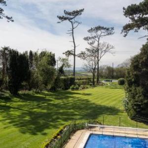 Dower House Hotel