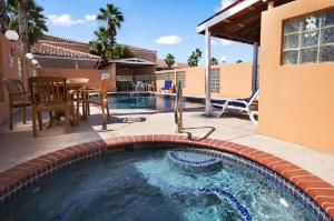 Super 8 by Wyndham South Padre Island, South Padre Island