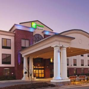 Holiday Inn Express Pine Bluff - Pines Mall Hotel