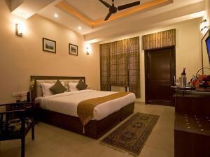 Red Maple Bed & Breakfast, New Delhi