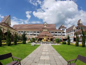 Major Grand Hotel, Chum Phae