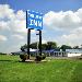 Hotels near Pohlman Field - Tollway Inn Beloit