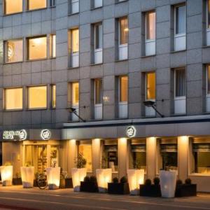 Hotels near ZAG Arena Hannover - elaya hotel hannover city ehemals Arthotel ANA Prestige am neuen Rathaus